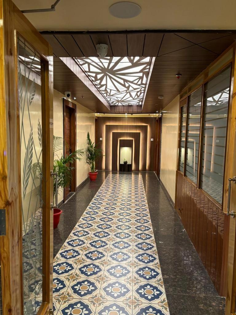 Hotel Golden Orbit Āsansol Esterno foto