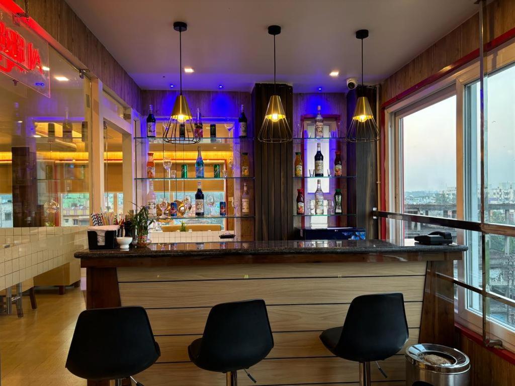 Hotel Golden Orbit Āsansol Esterno foto